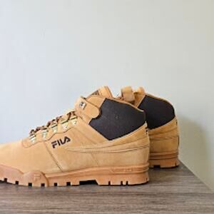 FILA Men's V13(F-13)Weathertech Hiking Boots Sizes 11 Wheat  NEW